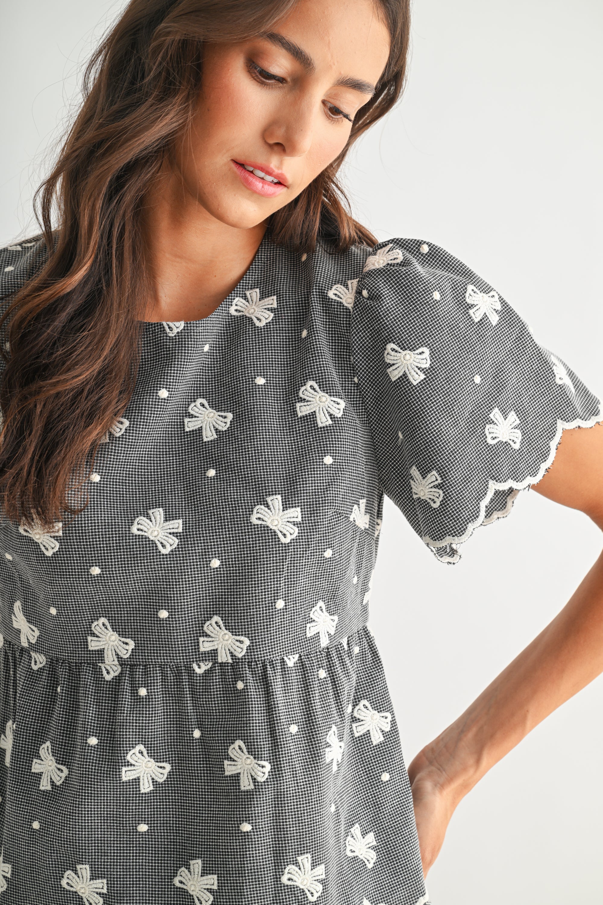 Embroidered Bow Puff Sleeve Top