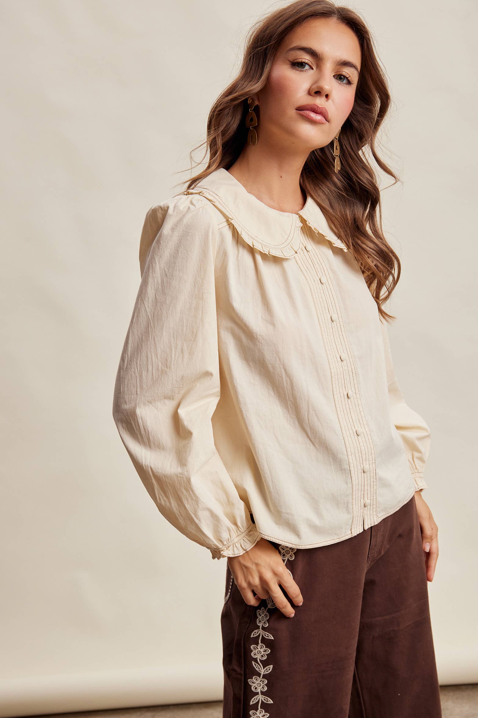 Contrast Stitch Ruffle Collar Cotton Blouse