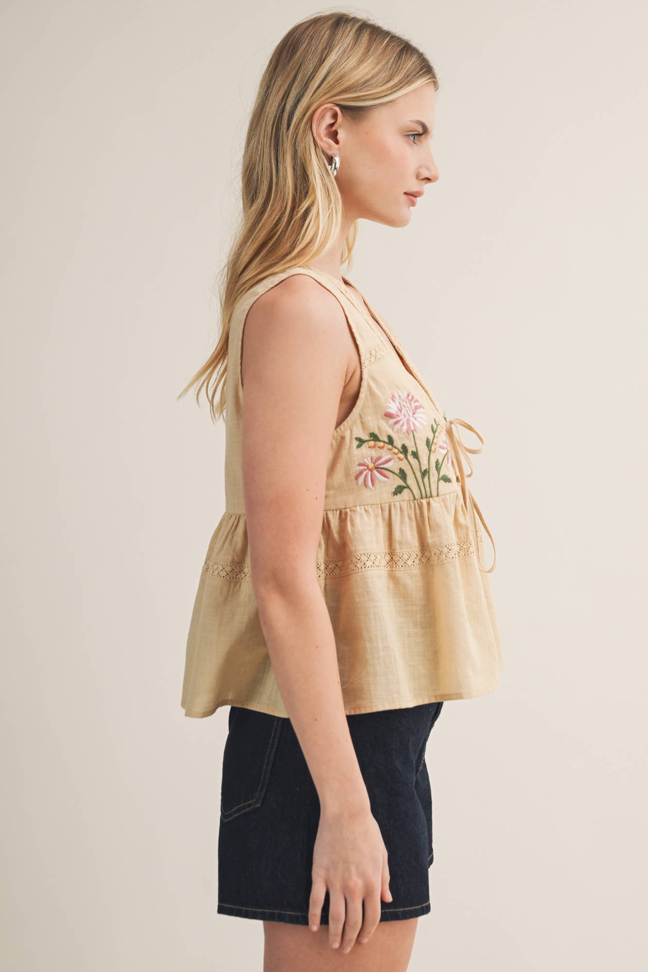 EMBROIDERED LINEN VEST