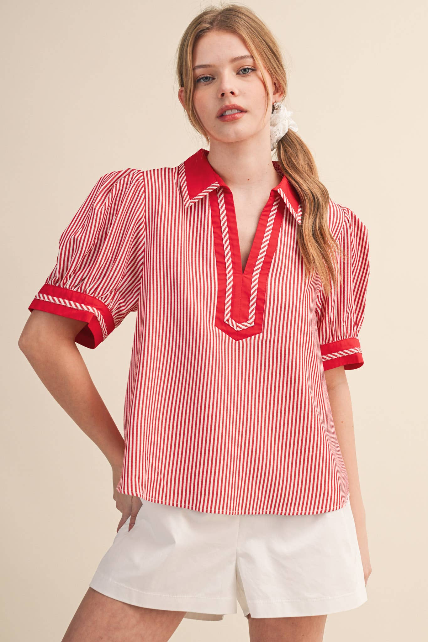 STRIPED CONTRAST BINDING COLLARED TOP