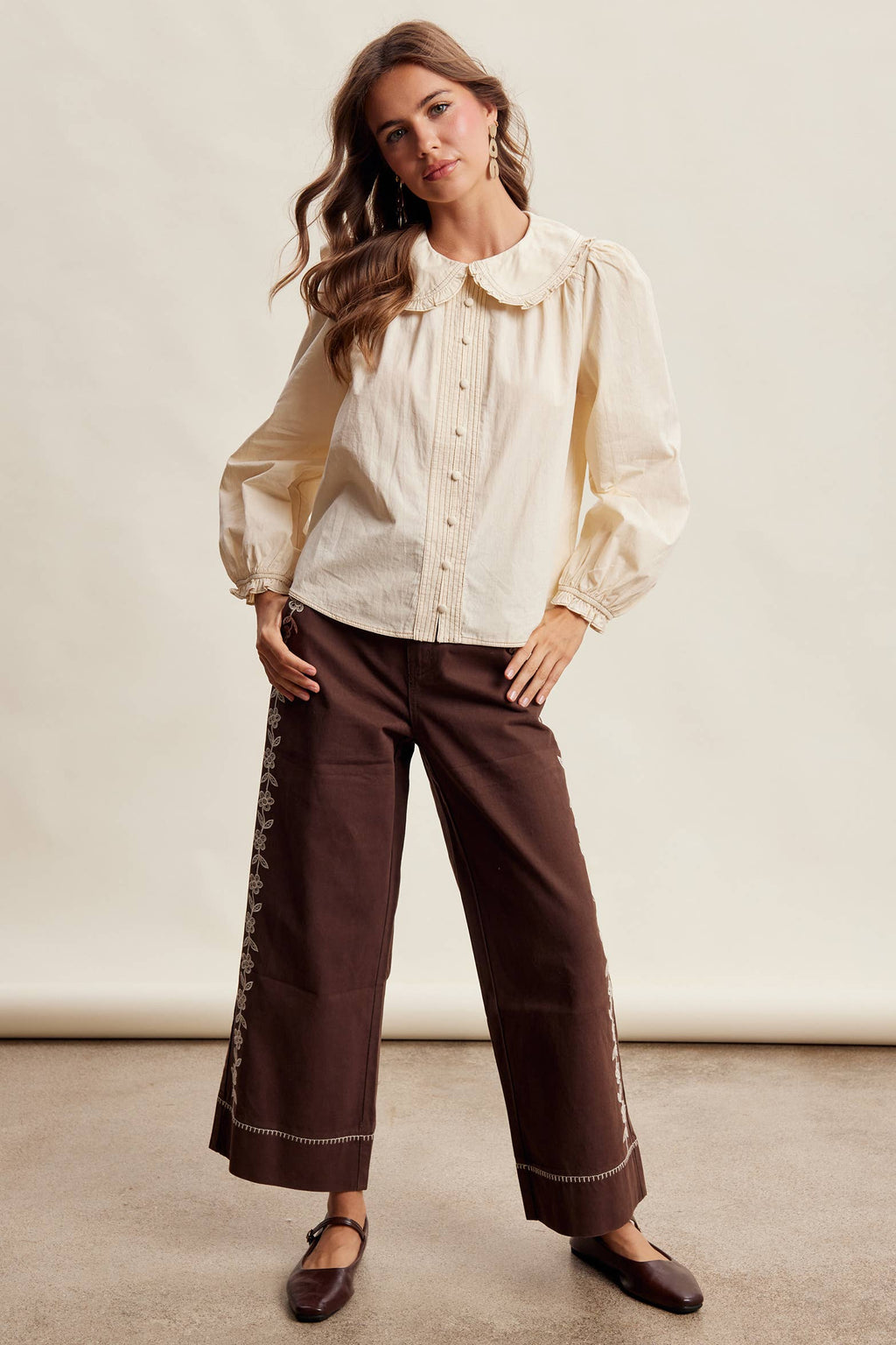 Contrast Stitch Ruffle Collar Cotton Blouse