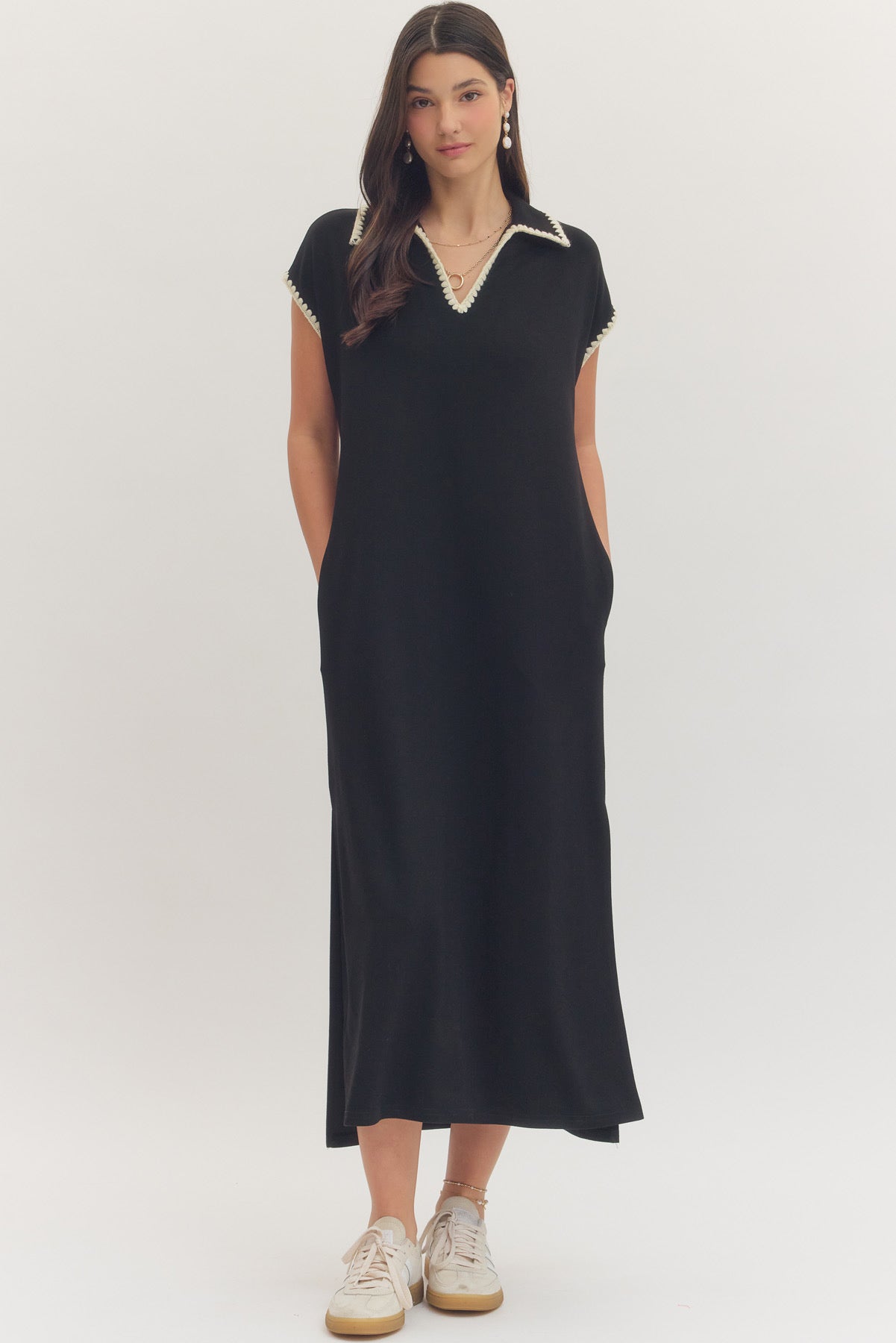 CONTRAST TRIM V-NECK MIDI DRESS