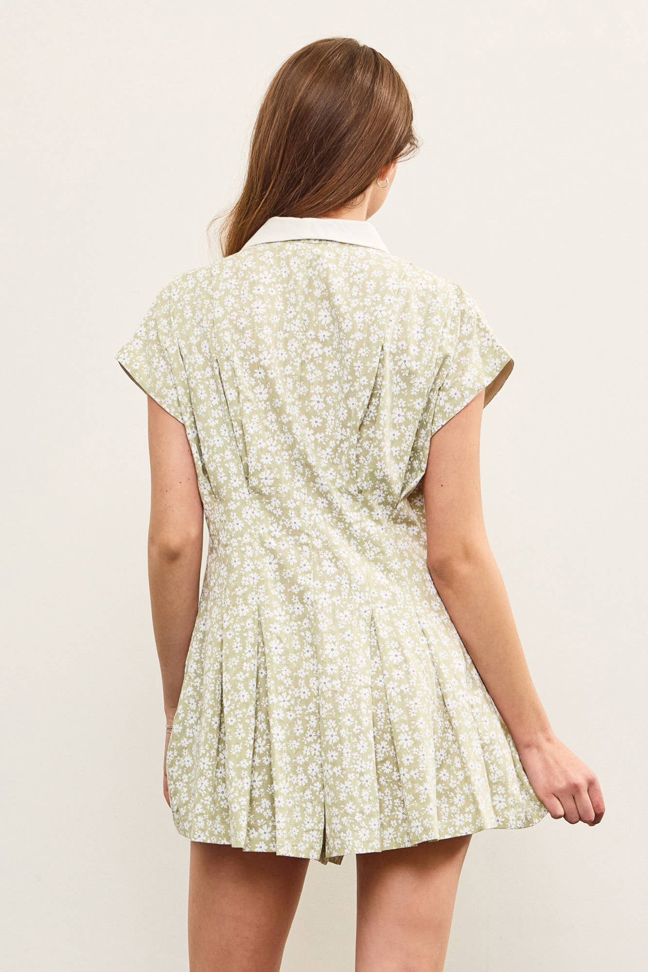 V NECK SHAWL COLLAR PLEATED ROMPER