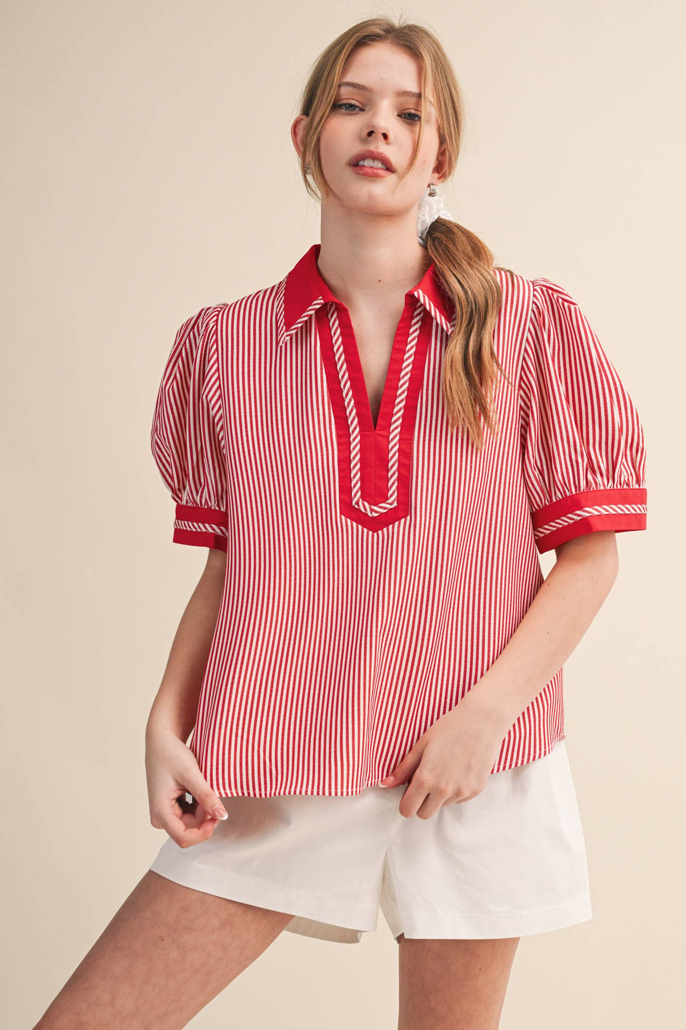 STRIPED CONTRAST BINDING COLLARED TOP