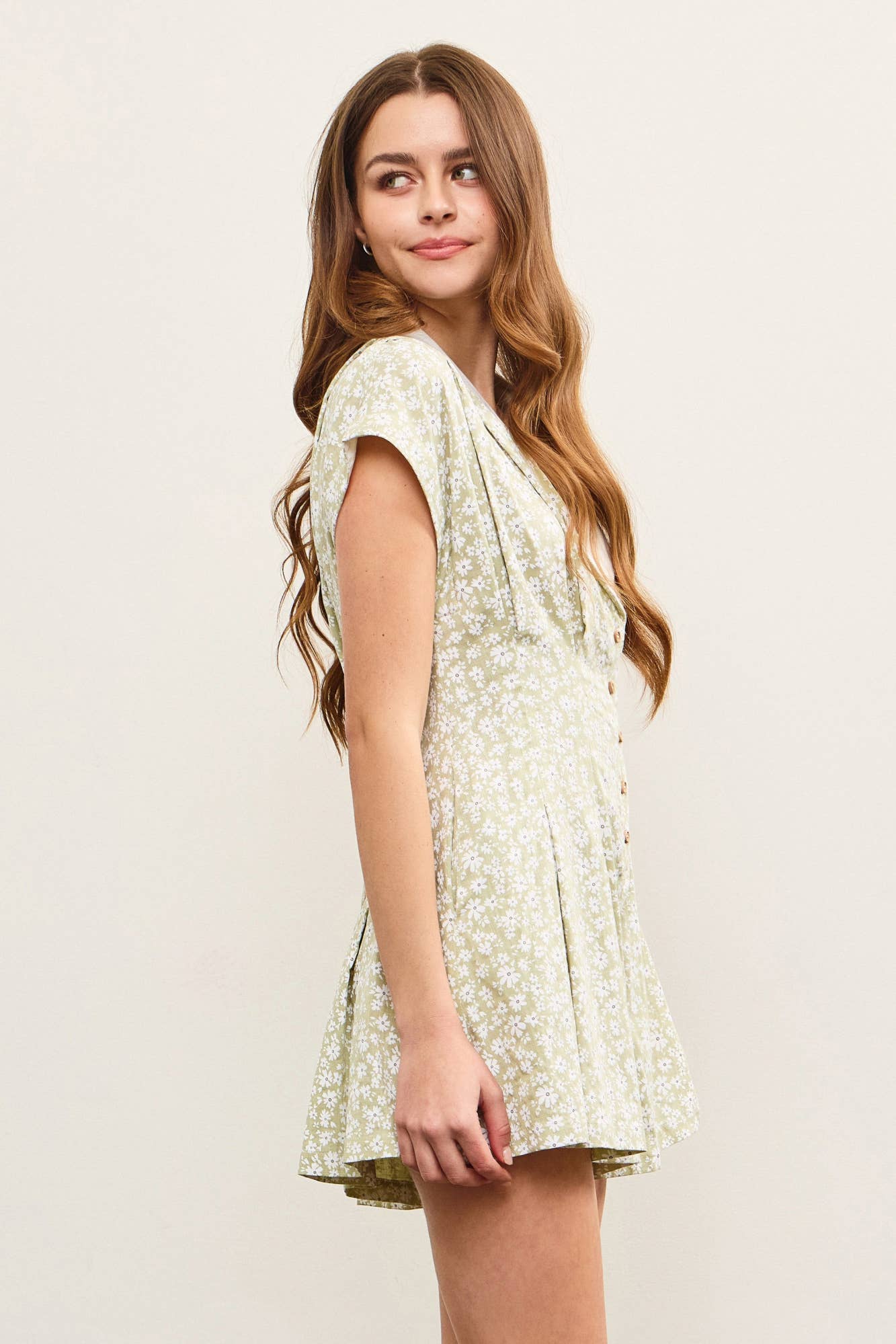 V NECK SHAWL COLLAR PLEATED ROMPER