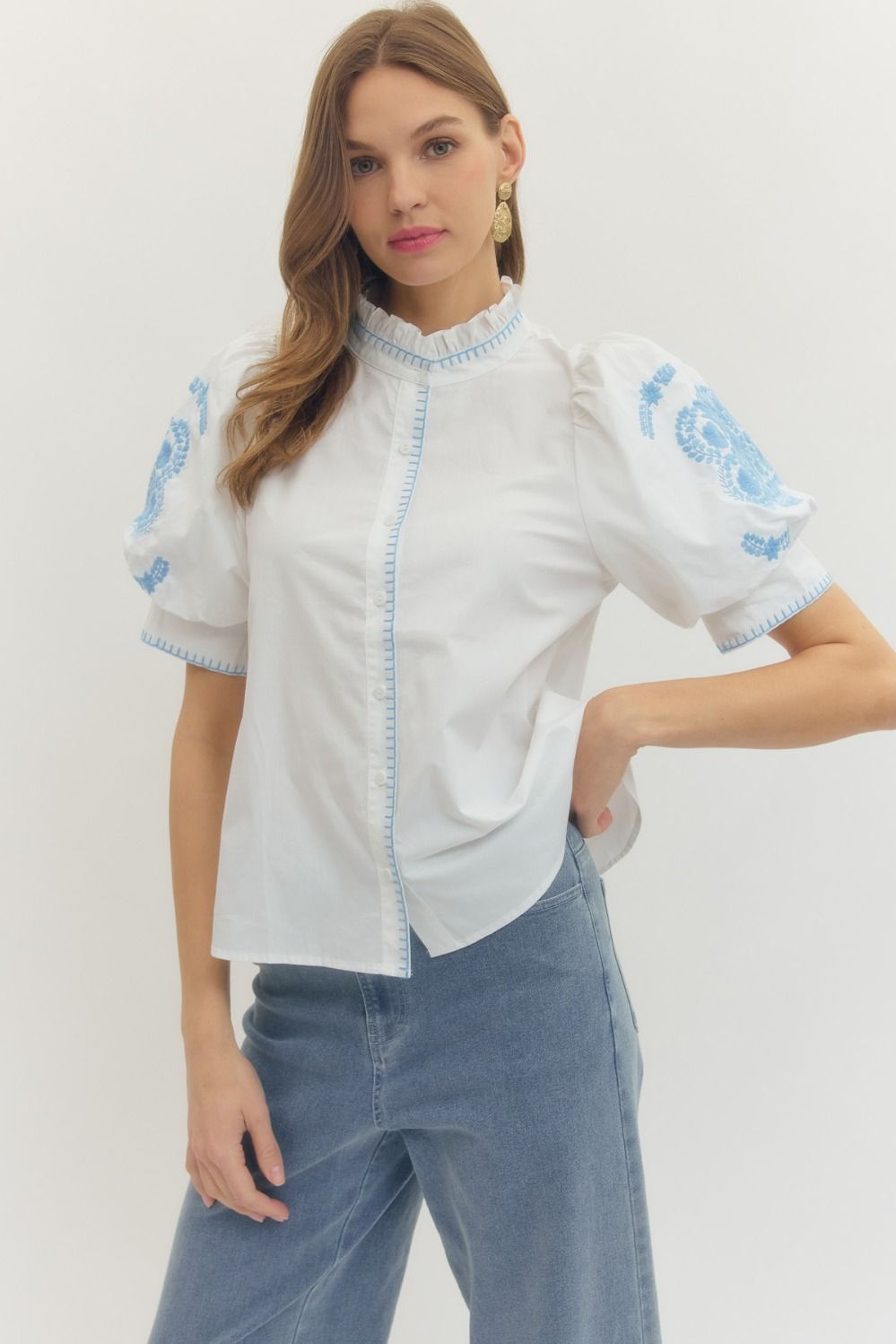 Floral Embroidered Puff Sleeve Top